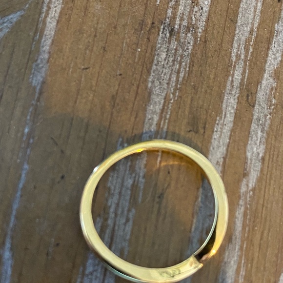 Pandora Shine Gold Chevron Wishbone Ring - Picture 5 of 8